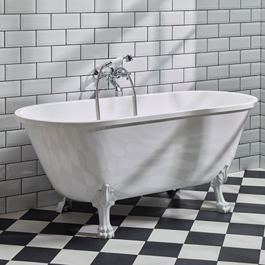 Rønne Bathtub with Lion Feet, white gloss