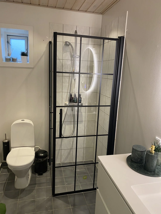 Vänern Shower Enclosure, Wall + Door, black Profile, black Framed Glass